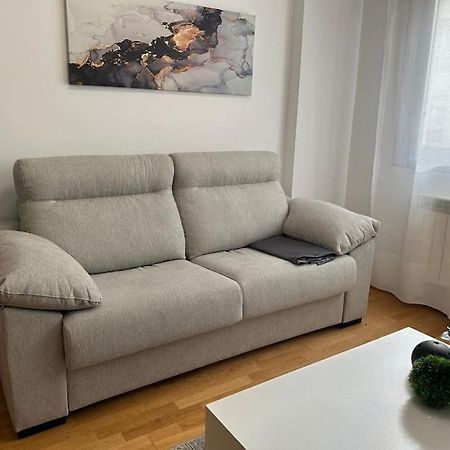 Studio 14 + Garaje Incluido. Nuevo, Elegante, Acogedor. 하로 외부 사진
