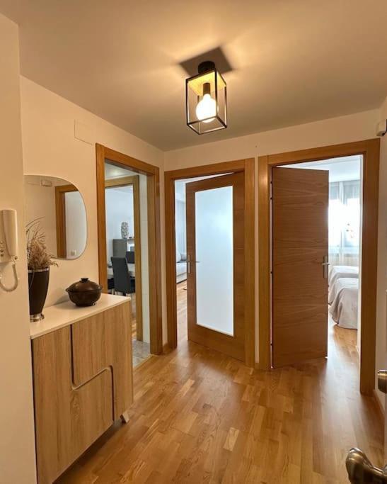 Studio 14 + Garaje Incluido. Nuevo, Elegante, Acogedor. 하로 외부 사진